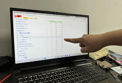 吃瓜爆料群中转站,网络舆论场中的“情报站”