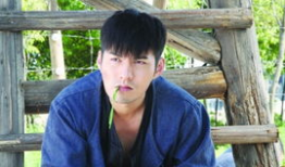 严宽最新电视剧,穿越时空的守护者，揭秘神秘家族传奇